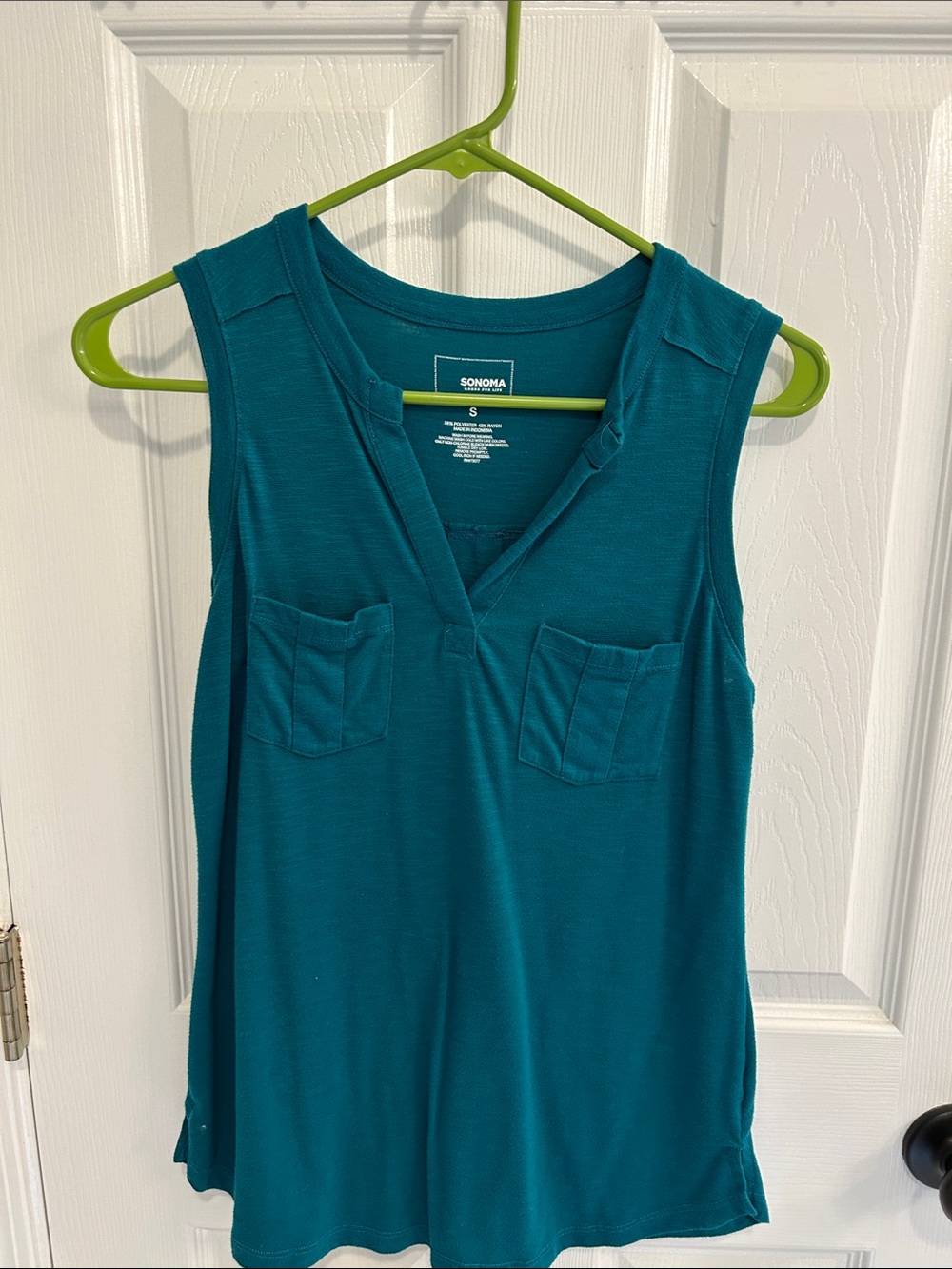 Sonoma Teal V-Neck Sleeveless Tank with Chest Pockets